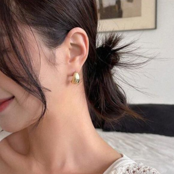 7/$35 Gold Color Small Drop Earrings. Dome Earrings - Picture 5 of 8